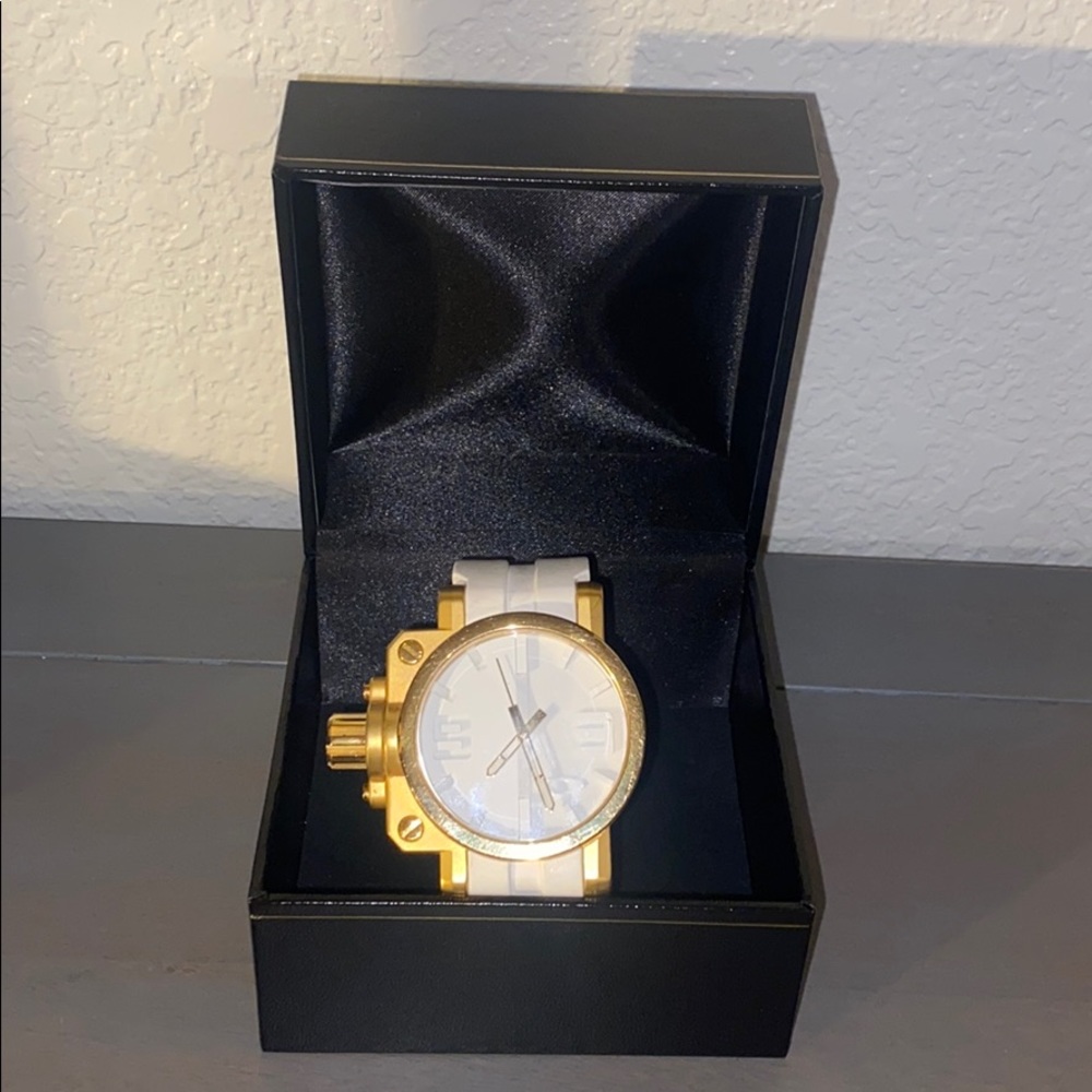 Rare White Oakley Sapphire Crystal watch